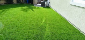 Antibacterial-Artificial-Grass-Carpet-for-your-home-lawns-and-Play-Grounds-971562402590554b265b385a4547d473